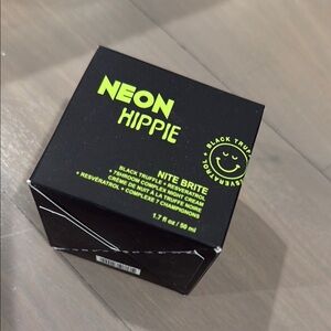 NWT! Neon Hippie Nite Brite Cream